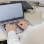 Facebook内で利用されている次文予測AIを紹介！